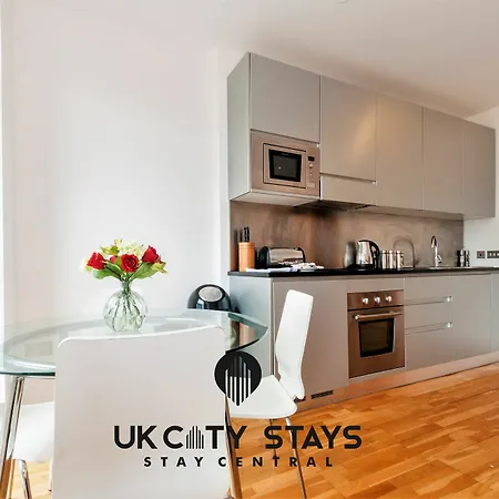 Wharf Apartment Leeds (West Yorkshire)