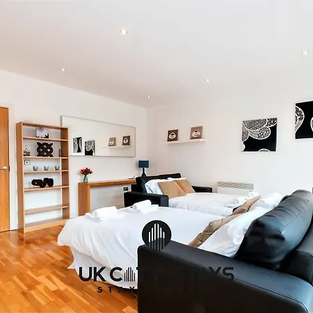 Wharf Apartment Leeds (West Yorkshire)